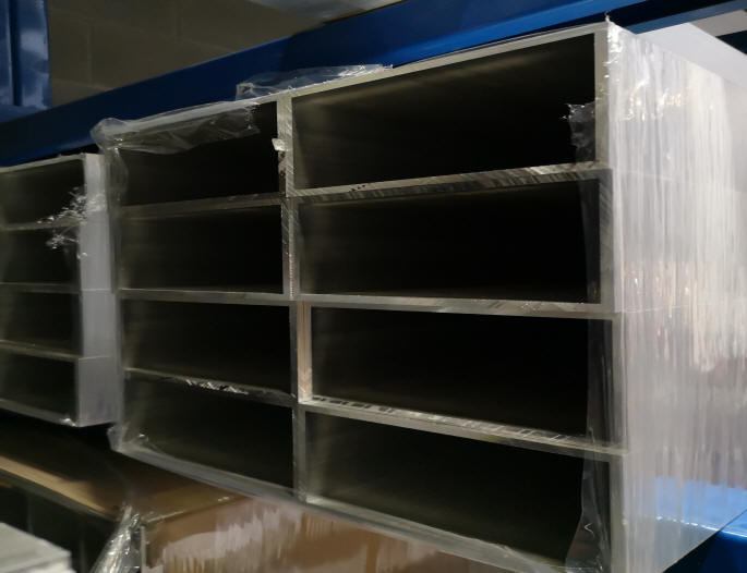 prostokątne rury aluminiowe